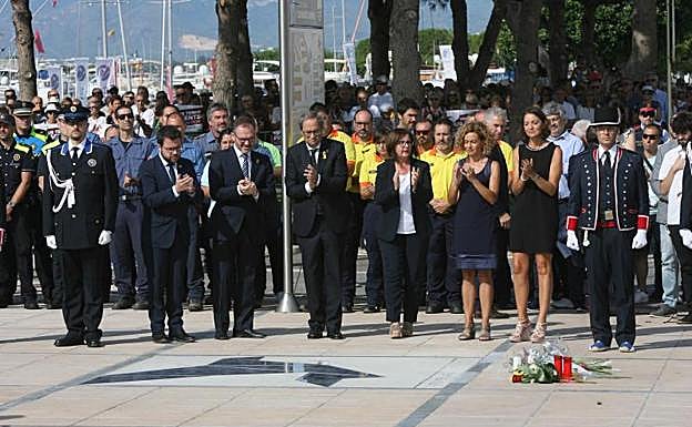 Cambrils recuerda a las víctimas del 17-A