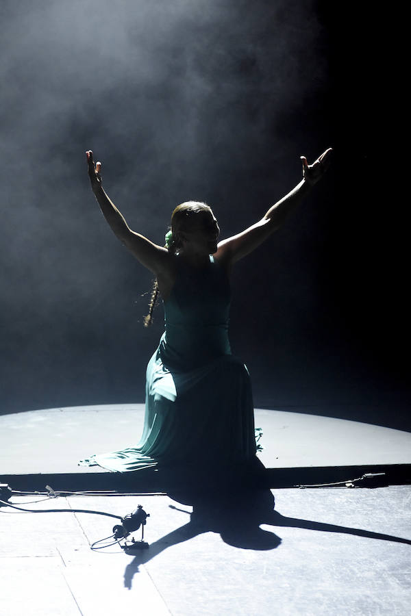 La bailaora ofrece una actuación en el Auditorio Parque Almansa tras recibir el premio del 49 Festival Internacional de Teatro, Música y Danza de San Javier.