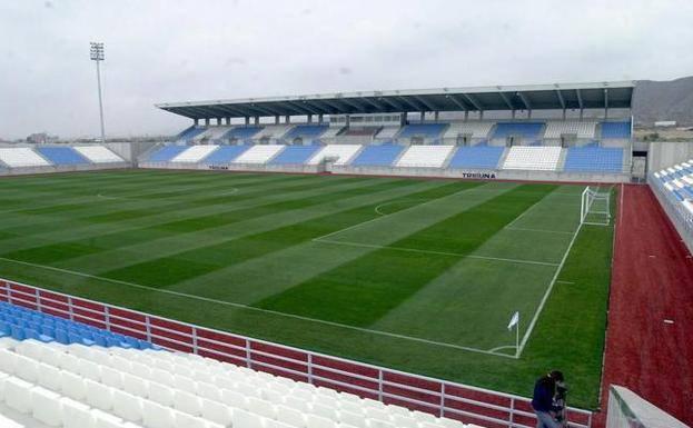 Estadio Artés Carrasco.