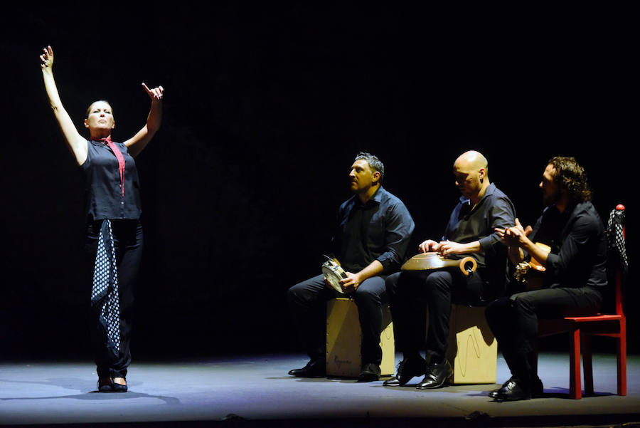 La bailaora ofrece una actuación en el Auditorio Parque Almansa tras recibir el premio del 49 Festival Internacional de Teatro, Música y Danza de San Javier.