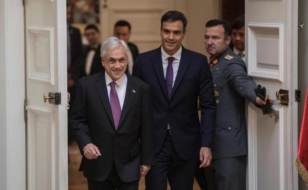 Sánchez, con Sebastián Piñera, presidente de Chile. 