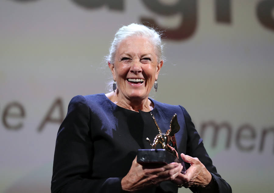 La 75° edición del Festival Internacional anual de Cine de Venecia se abrió con su ceremonia de apertura y con la proyección de la película 'First Man', sobre la preparación de la misión Apolo XI