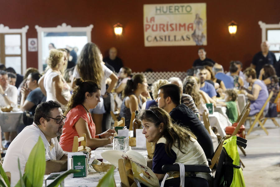 Los quince establecimientos con comida huertana del Malecón estarán abiertos hasta el día 10 