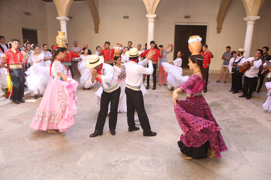 Anoche arrancaron las fiestas patronales de Lorca, donde según cuentan las leyendas se fraguó la conquista de la ciudad