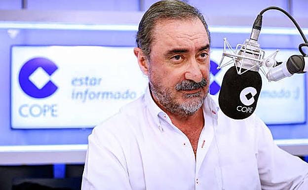 Carlos Herrera hará de 'DJ' los sábados