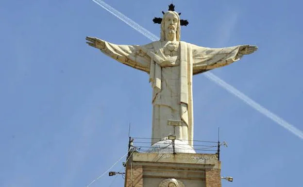 El Cristo del Castillo de Monteagudo, que el Obispado pretendió registrar.