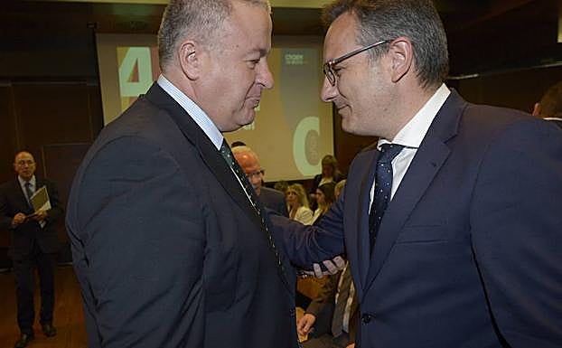 Francisco Bernabé y Diego Conesa en una foto de archivo.