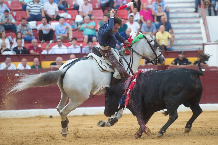 Andy Cartagena, Sergio Galán, Diego Ventura y el mayoral de Los Espartales salen a hombros tras repartirse ocho orejas