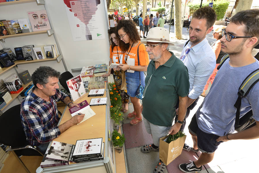 A lo largo de todo el fin de semana se celebrarán talleres infantiles en el entorno de Alfonso X ara fomentar la lectura entre los más pequeños