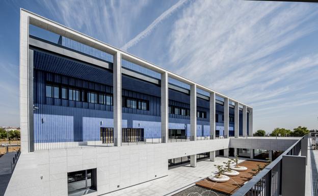 Vista exterior de la nueva sede de la Universidad de Navarra en Madrid.
