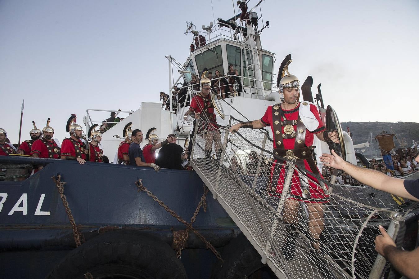 La representación de la alianza carthaginesa contra Roma mete a Cartagena en sus días más intensos de fiestas