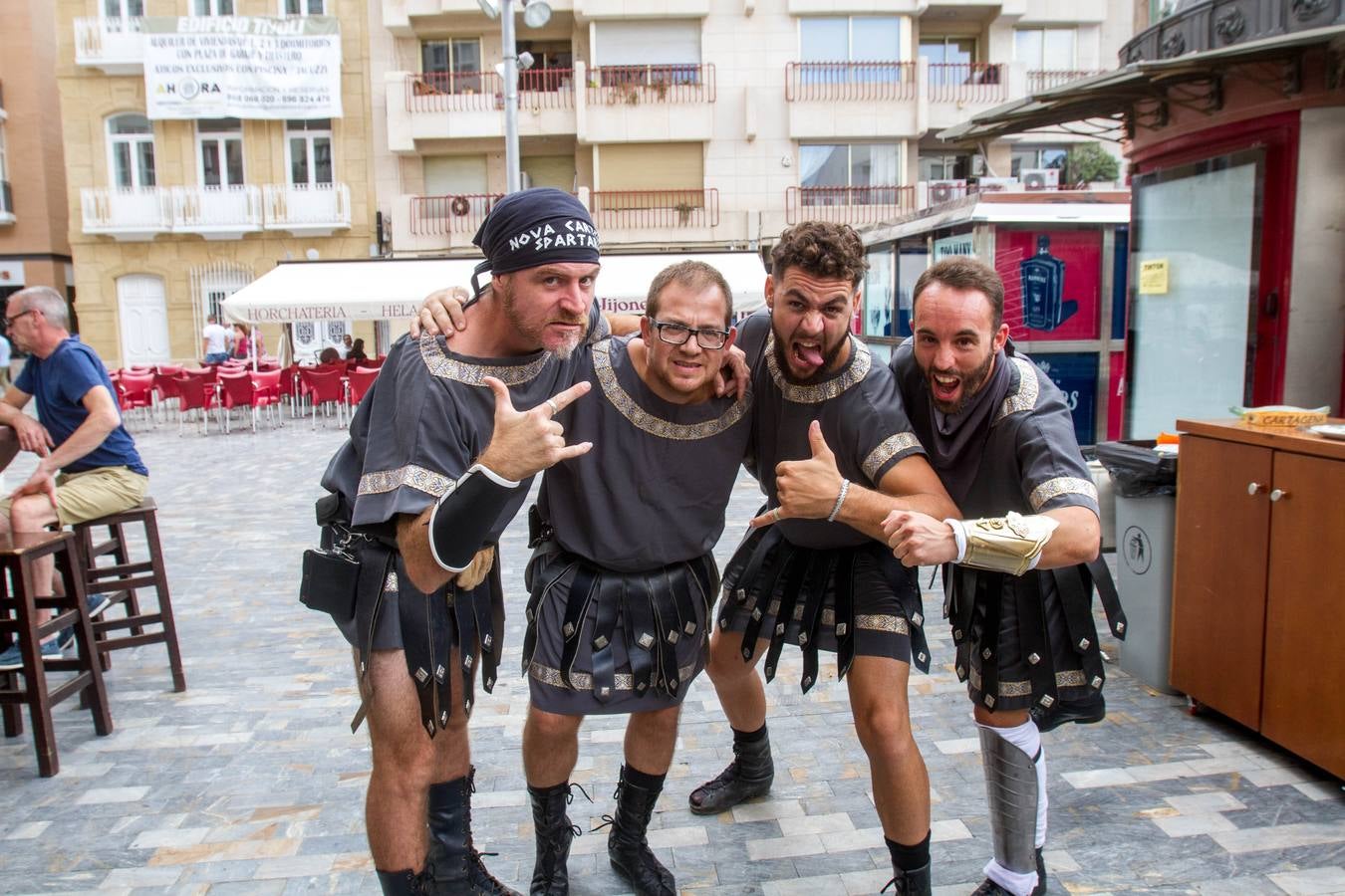 La originalidad de los actos y la uniformidad de todos sus participantes se llevan los elogios de los visitantes