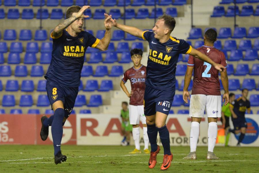 El conjunto vinícola acaba con la racha de victorias del UCAM con un disparo lejano de Gregori en los minutos finales del partido.