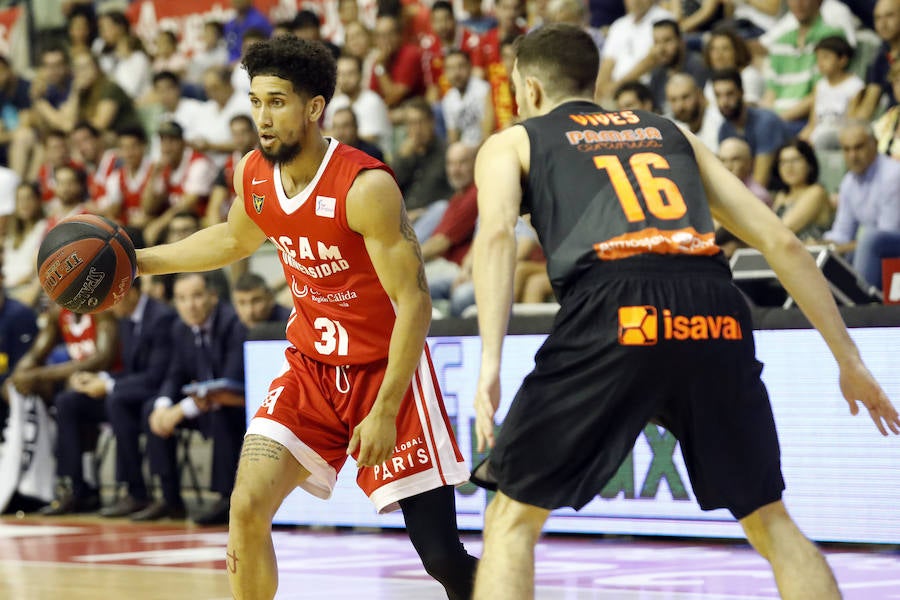 El UCAM CB pierde su primer partido de Liga en el Palacio contra el Valencia, que pasó por encima de los universitarios por 68-81