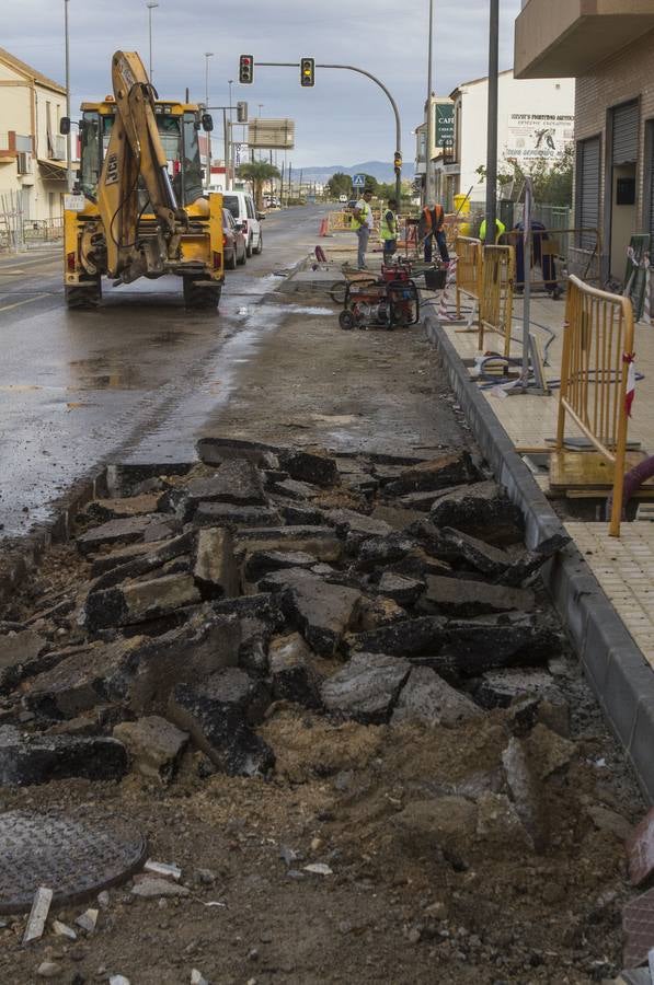 Las lluvias demuestran que el agua se cuela en los domicilios en esta primera fase y crece el temor a que también pase en las siguientes
