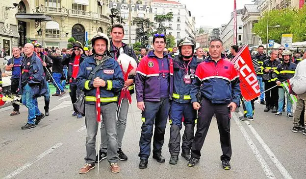 Parte de la representación murciana durante la protesta. 