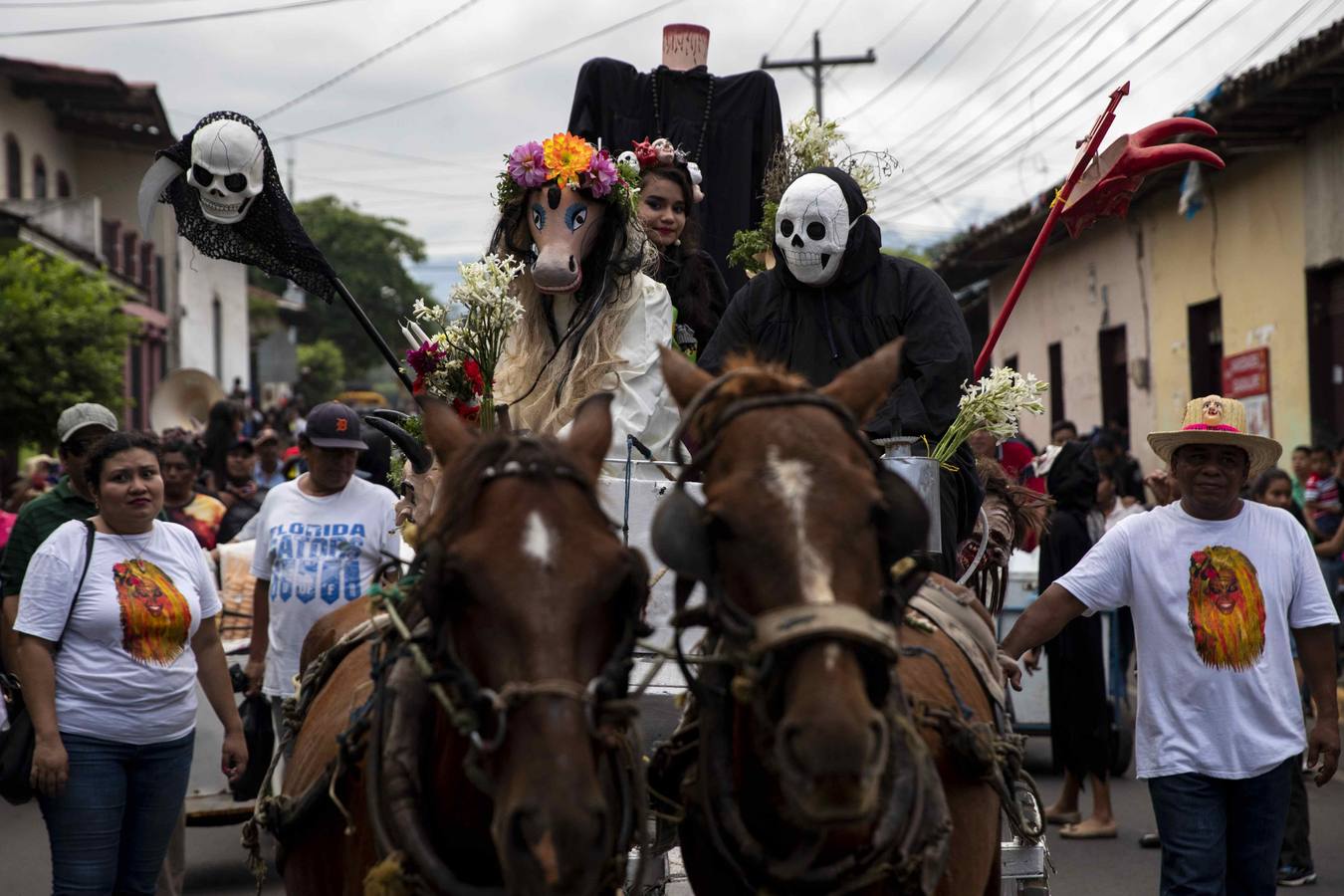 La tradicional fiesta de Los Agüizotes, un carnaval de disfraces terroríficos celebrado en Masaya (Nicaragua), se realizó este año con una disminución de participantes con motivo de las protestas al gobierno de Daniel Ortega.