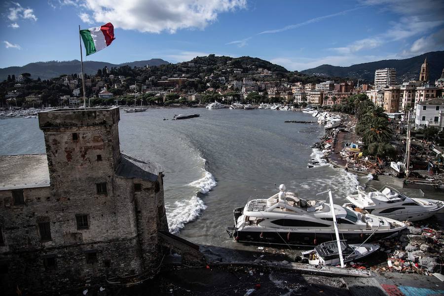 Nueve personas han fallecido en Italia a causa del temporal de fuertes vientos y lluvias torrenciales que mantiene en alerta a varias regiones del país, después de la caída de árboles y el desbordamiento de algunos ríos, según los medios italianos.