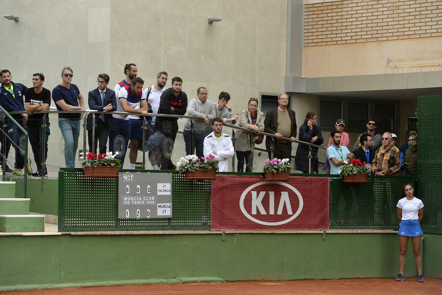 El Club de Tenis Barcino se medirá al Chamartín, mientras que el Club de Tenis Valencia se enfrentará al combinado murciano por un puesto en la final