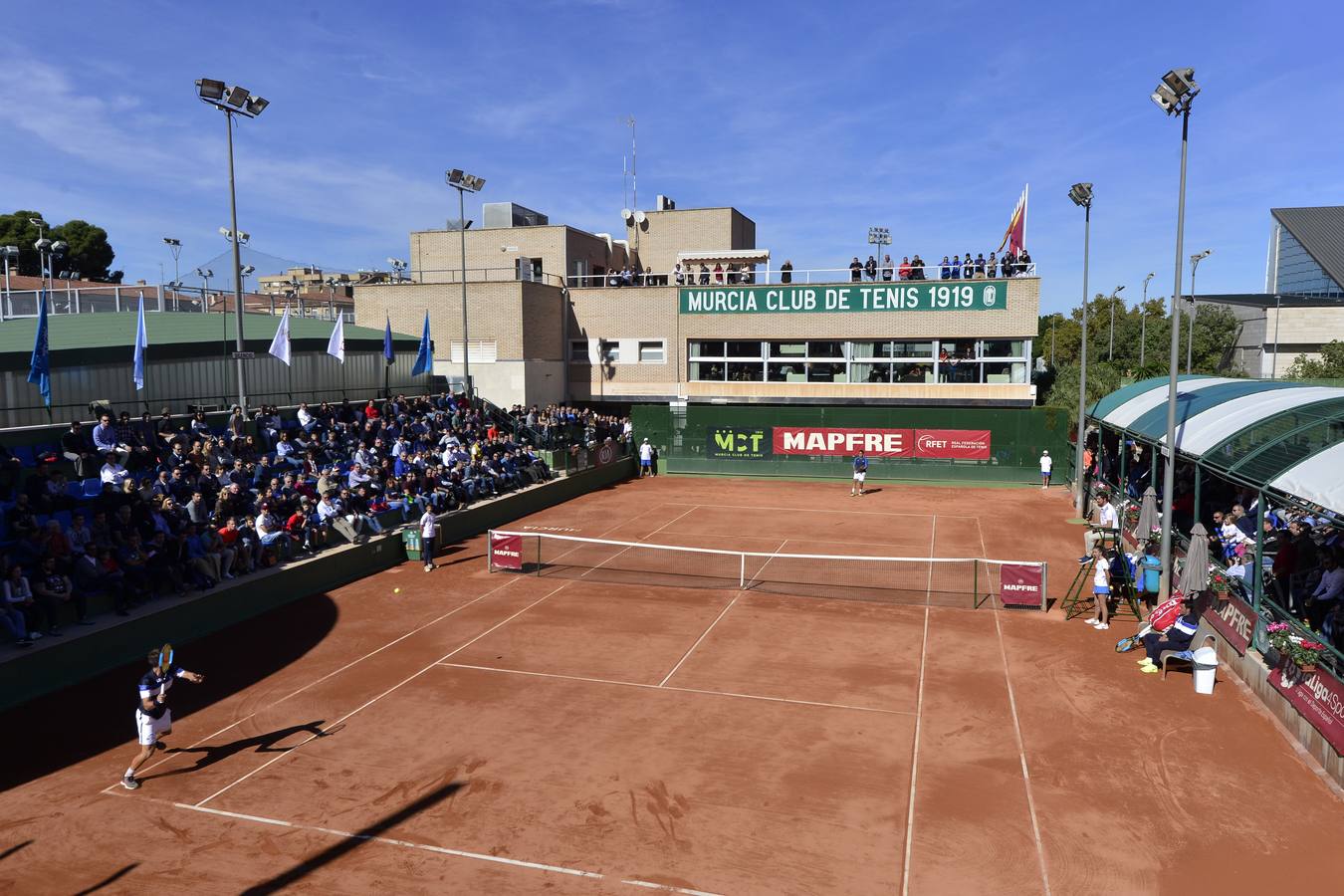 El tenista murciano logro imponerse a Álvaro López (3-6, 6-4, 6-4) en su partido de la final