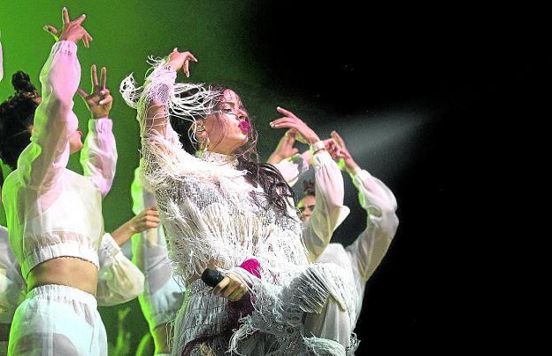 Rosalía baila durante la segunda jornada del último festival de música Sónar, el pasado junio en Barcelona. 