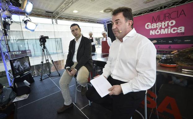 Martín Berasategui, durante la ponencia que ofreció en Murcia Gastronómica en 2015.