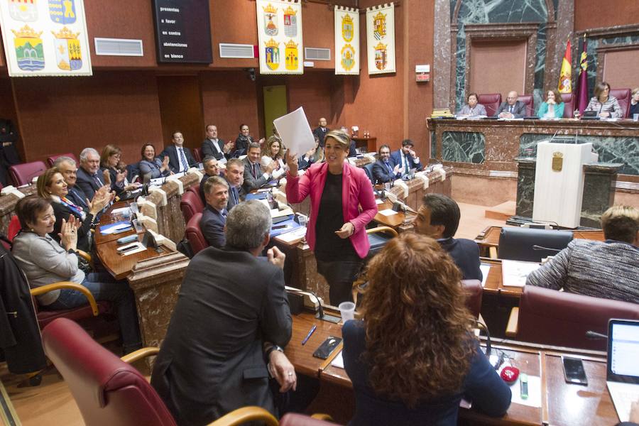 PP, PSOE, Cs y Podemos acuerdan un texto con duros requisitos para la extracción de petróleo y gas mediante fractura hidráulica, tras la contestación social