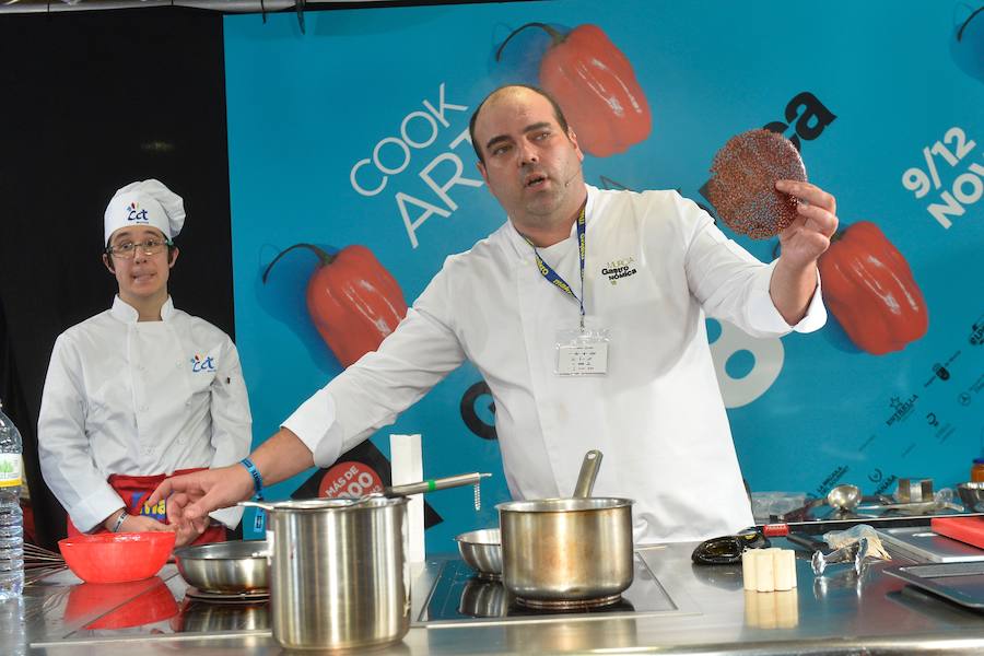 Comiendose el vino y si es de D.O. Bullas, mejor’, ponencia de Salvador Fernández (El Borrego).