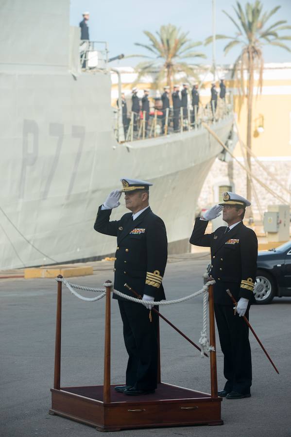 Manuel Garat Caramé, que continuará su visita por las unidades de la Armada de la ciudad portuaria este martes 13, fue designado en su nuevo cargo el 21 de septiembre por el Consejo de Ministros