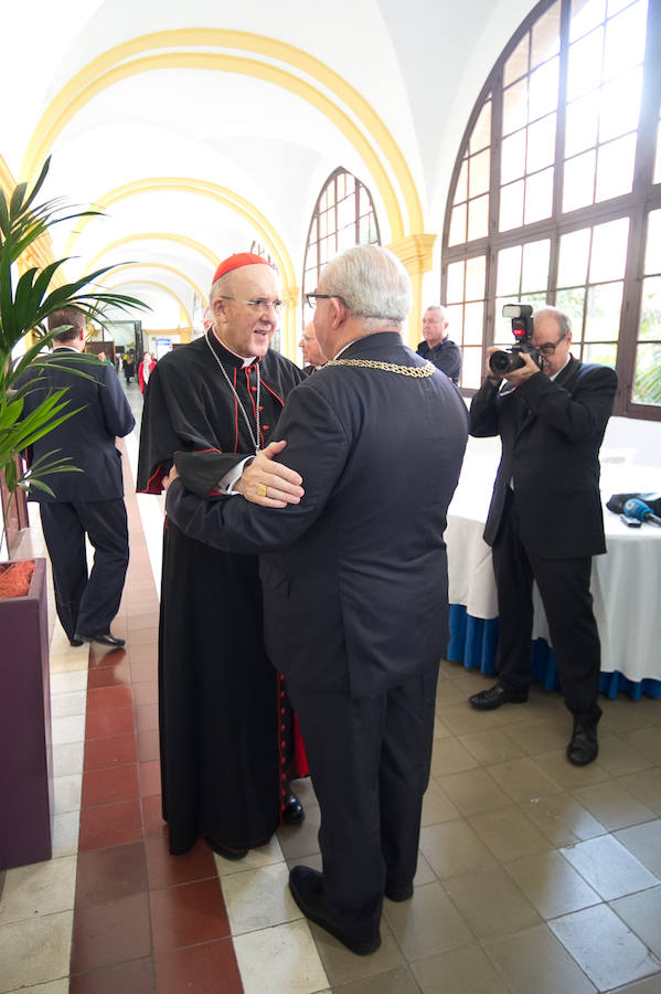 El presidente de la Universidad Católica justifica la ausencia de miembros del Ejecutivo de López Miras en el acto de apertura del curso académico porque «hemos querido estar en paz»