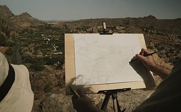 Imagen de la película 'Desarraigo', en la que Juan Navarro dibuja el Valle de Ricote. 