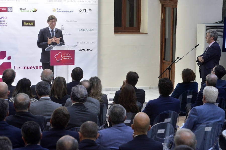 El presidente de Bankia reconoce en el Foro Nueva Murcia estar «muy satisfecho» con la fusión con BMN porque el objetivo es que fuera un proceso «rápido y eficaz»