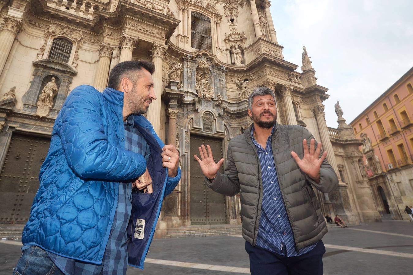 Munúa, técnico del Cartagena, apoya a los jugadores y al entrenador del Murcia por los impagos, aunque asegura que la situación «está fortaleciendo» a su rival 