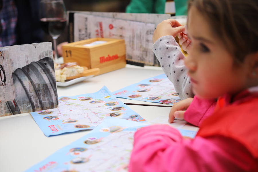 Unos cien fotógrafos participan en este concurso, organizado por 'La Verdad'