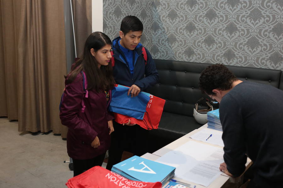 Unos cien fotógrafos participan en este concurso, organizado por 'La Verdad'