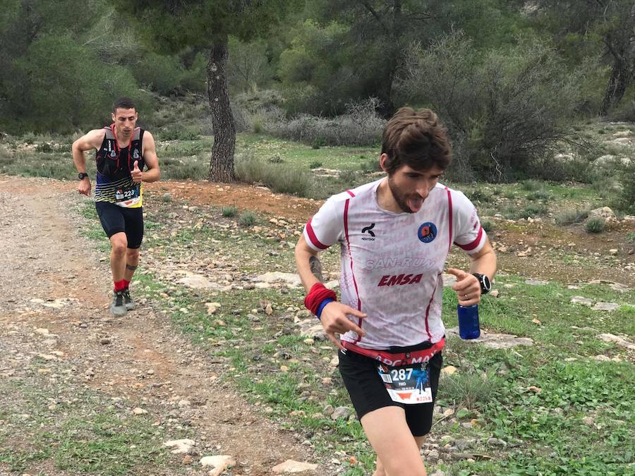 El atleta del Wapaventura se lleva la Anibal Legend con un tiempo de 2:25:38, por los 2:38:21 para la corredora del Espuña Trail