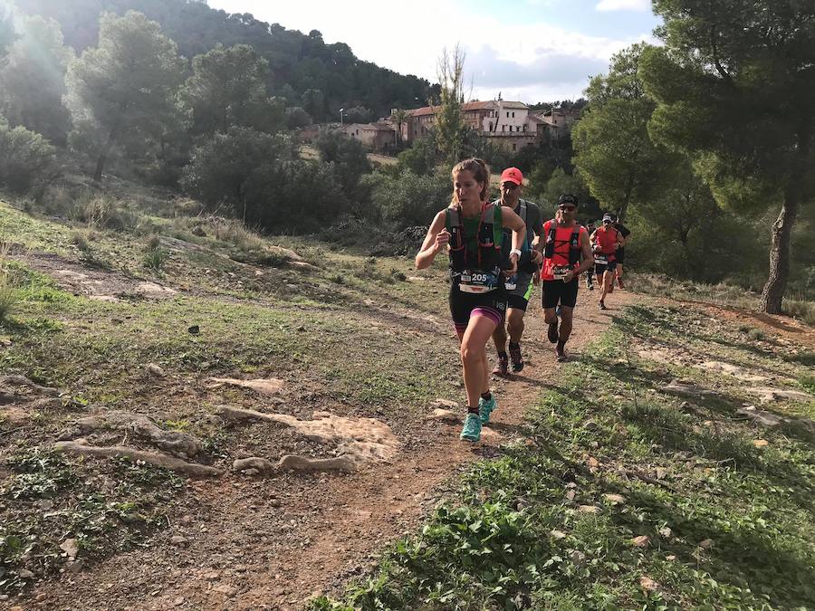 El atleta del Wapaventura se lleva la Anibal Legend con un tiempo de 2:25:38, por los 2:38:21 para la corredora del Espuña Trail