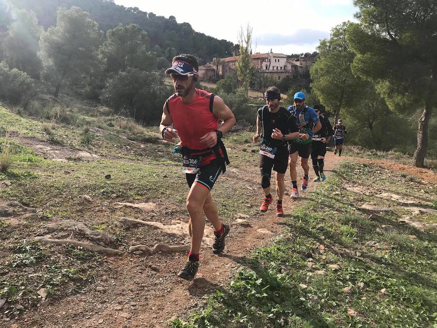 El atleta del Wapaventura se lleva la Anibal Legend con un tiempo de 2:25:38, por los 2:38:21 para la corredora del Espuña Trail