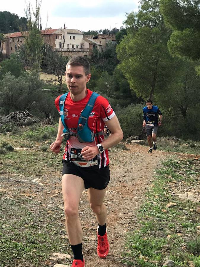 El atleta del Wapaventura se lleva la Anibal Legend con un tiempo de 2:25:38, por los 2:38:21 para la corredora del Espuña Trail