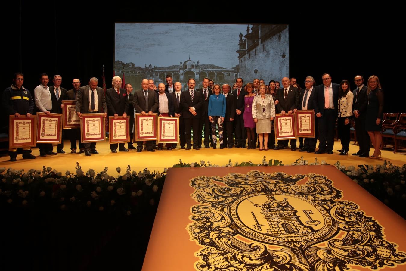 Gil Jódar reclama mejores comunicaciones para el turismo y el comercio local