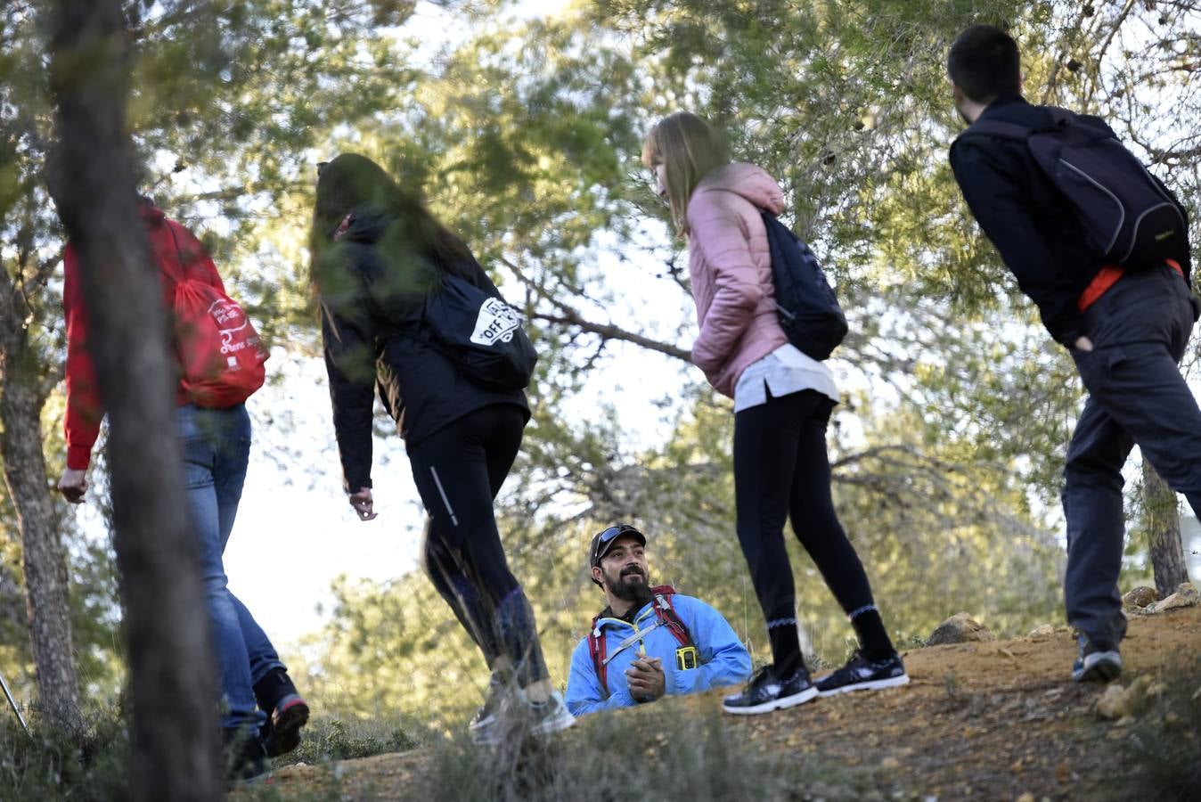 'La Verdad' se une a una excursión organizada por la Concejalía de Juventud por las zanjas defensivas en el Valle Perdido