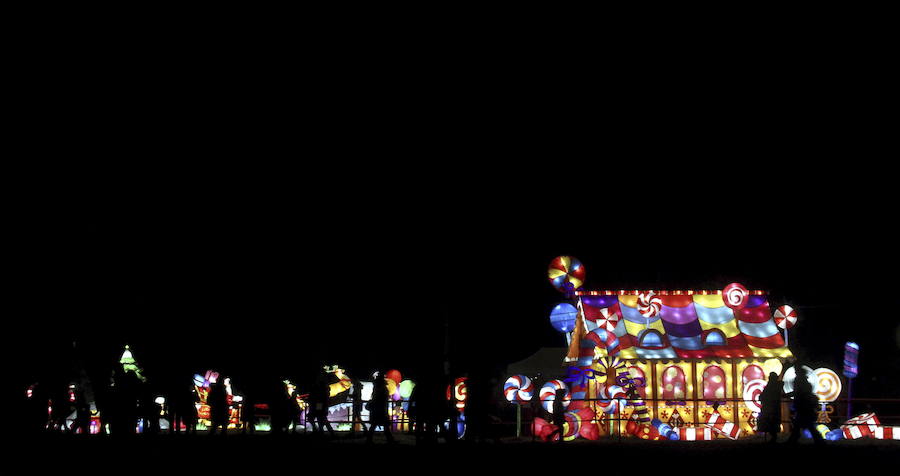 El festival de los Grandes Faroles de China se celebra del 24 de noviembre de 2018 al 6 de enero de 2019 en Lituania.