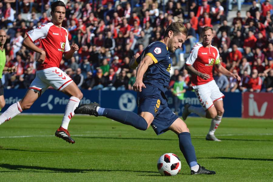 Los universitarios ganaron gracias a los goles de Kilian Grant y de Isi Ros, la expulsión de este último en la segunda parte marcó el dominio final de los de Herrero, que no aprovecharon la superioridad para empatar el encuentro