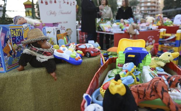 esfuerzo Estrecho de Bering De alguna manera Cruz Roja realizará en Navidad una campaña de recogida de juguetes nuevos  para 600 niños | La Verdad