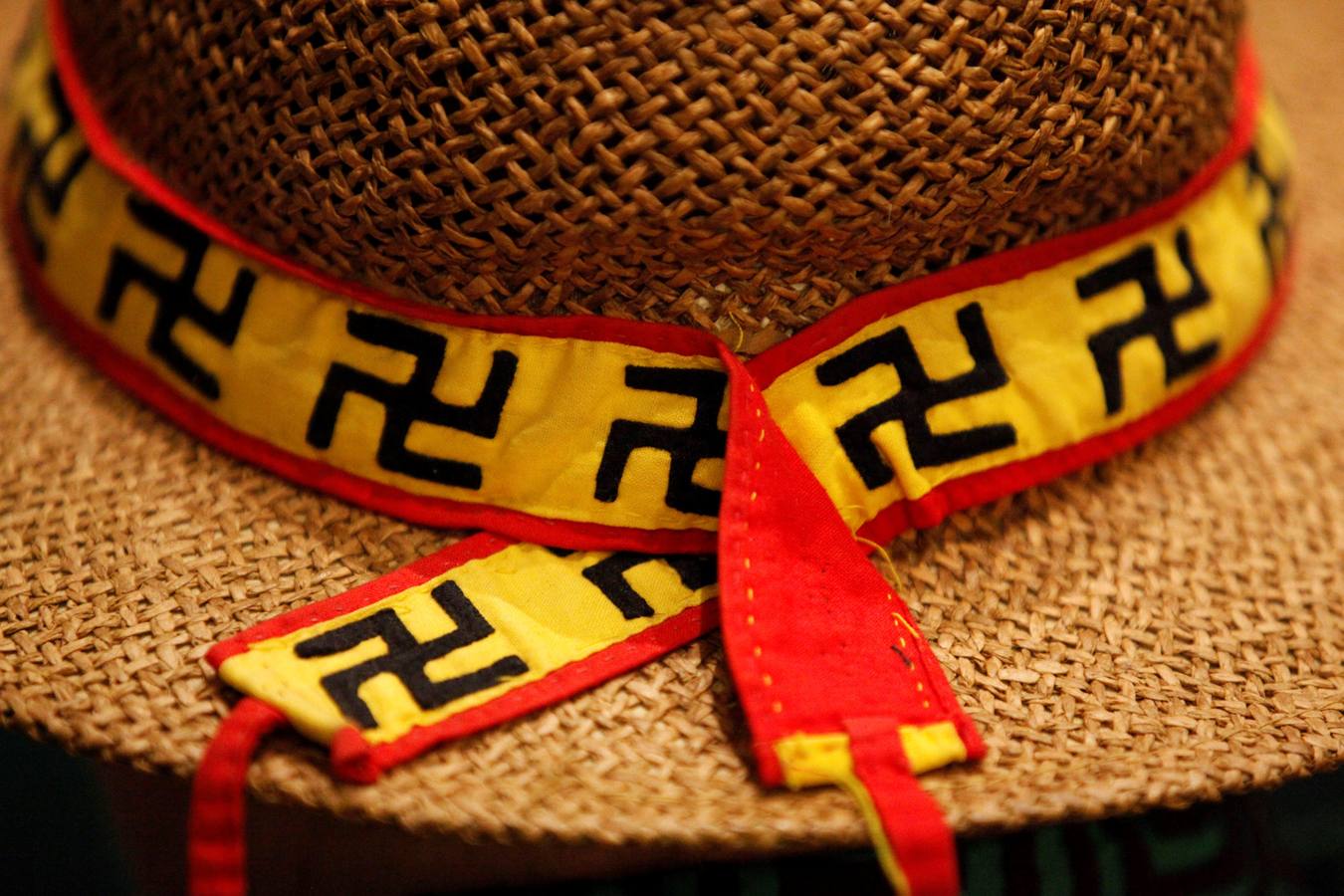 Indígenas Embera participan en el VII Congreso Territorial Mesoamericano, en Ciudad de Panamá (Panamá). Líderes indígenas colombianos dijeron estar intranquilos por la falta de recursos para la implementación del acuerdo de paz firmado entre el Gobierno y las FARC, un «retroceso» que puede llevar a que resurja o se recrudezca el conflicto.