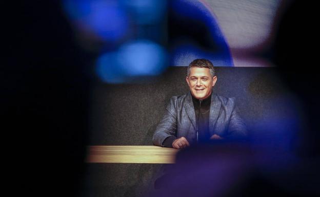 Alejandro Sanz. 