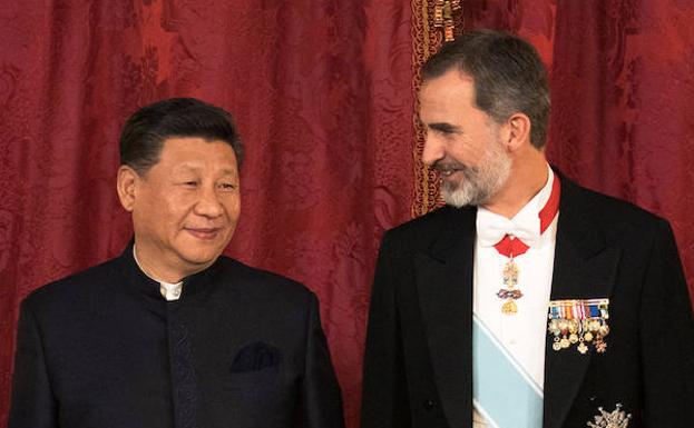 El presidente chino Xi Jinping y el rey de España Felipe VI.