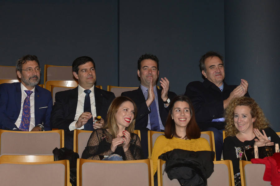 El Auditorio Víctor Villegas se llena de sentimientos desbordados en la ceremonia de entrega de la tercera edición de los Premios de Gastronomía convocados por 'La Verdad'