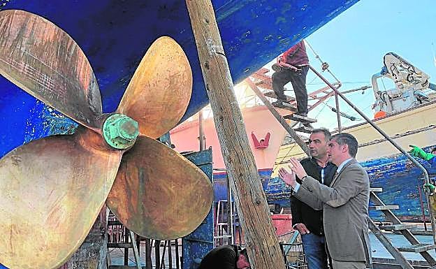 Ayudas a los pescadores por el parón