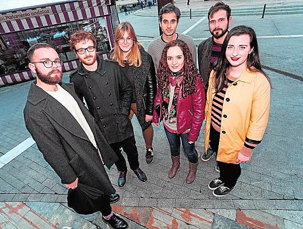 Salvador Corbalán, Ángel Abellán, Alba Mª Flores, Andrés Guerrero, Carmen López, Arturo Méndez y Laura Uve. 